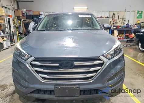 2017 Hyundai Tucson Se из США, поврежденный, VIN KM8J23A42HU390407